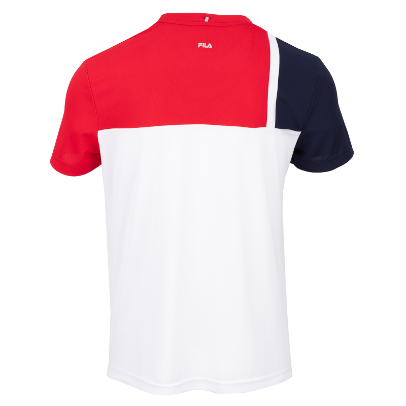 Moška športna majica FILA T-SHIRT KARL v barvni kombinaciji White/FILA Red Comb. Udobna in zračna majica s kratkimi rokavi za športne aktivnosti, trening in prosti čas.