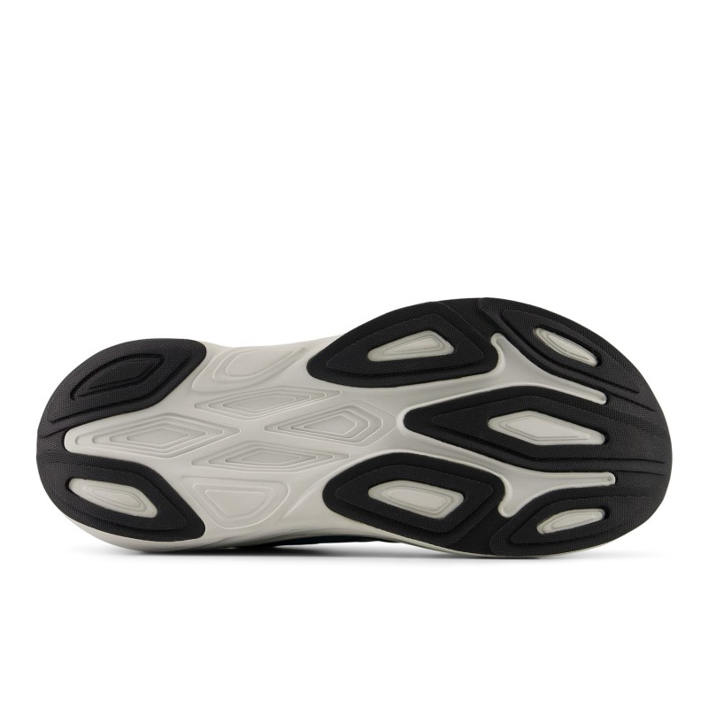 Moške tekaške superge New Balance Fresh Foam X More V6, izjemno udobni in mehki tekaški copati z maksimalnim blaženjem za dolge razdalje.