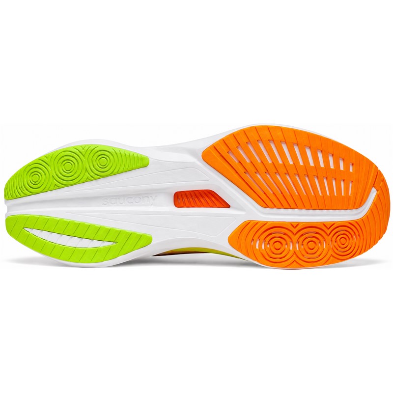 Hitre in odzivne moške tekaške superge Saucony Endorphin Speed 5 s PWRRUN PB peno, poltogo najlonsko ploščo in SPEEDROLL tehnologijo za tempo treninge in tekmovanja.