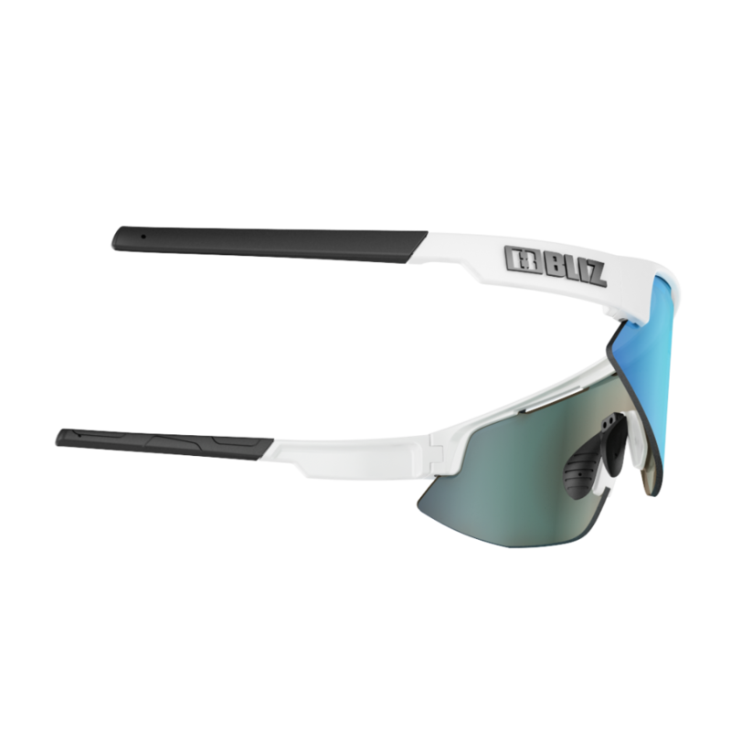 Izvrstna kombinacija stila, udobja in vsestranskosti. Očala MATRIX so zaradi oblike in pozicije stekel ter okvirja primerna za številne športne aktivnosti kot so kolesarjenje, tek na smučeh, tek, odbojka na mivki,… 