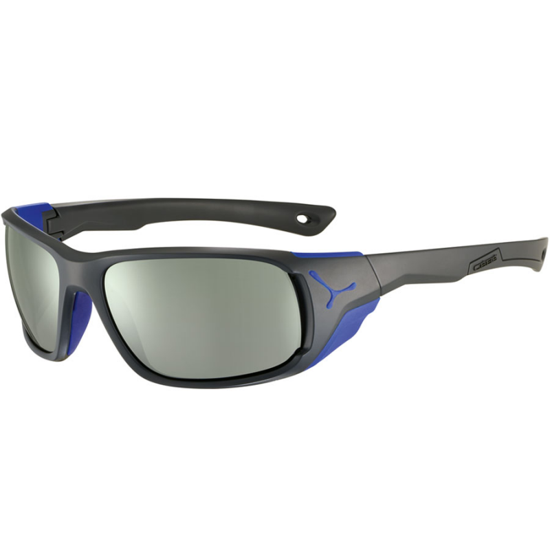 Sončna očala Cebe Jorasses so očala, ki združujejo vse kar potrebuje outdoor navdušenec. Leče kategorije 2 do 4, stranska zaščita in mineralna stekla, so atributi, ki vas bodo navdušili.