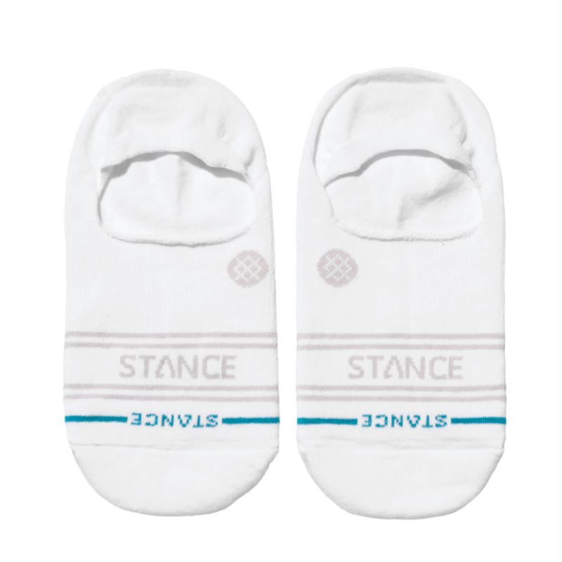 Stance Vital No Show Light White 3 Pack – bele nizke (no show) športne nogavice v lahki izvedbi, ki ostanejo skrite v obutvi in zagotavljajo udobje, zračnost ter vsakodnevno uporabnost.