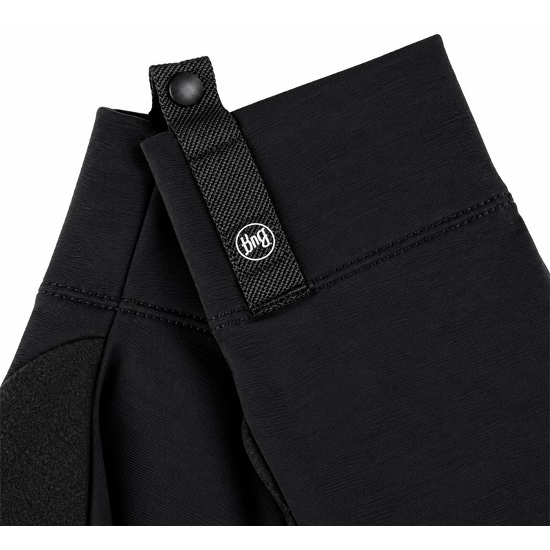 Originalne tehnične rokavice BUFF® ThermoNet® G Ther Black v klasični črni barvi. Lahka in funkcionalna konstrukcija s tehnologijo ThermoNet®, toplotno zaščito, dobrim oprijemom in ergonomsko zasnovo. Primerne za tek, pohodništvo, nordijsko hojo, sprehode in vsakodnevne aktivnosti v hladnejšem vremenu.