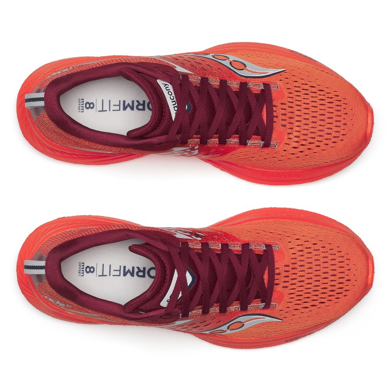 Čas pred vsemi možnimi zasloni nam vedno bolj krade čas za trening. Zato so se pri Saucony odločili, da nekaj storijo glede tega. Saucony Ride 17 je popolna preobrazba prejšnjega modela vse od podplata navzgor