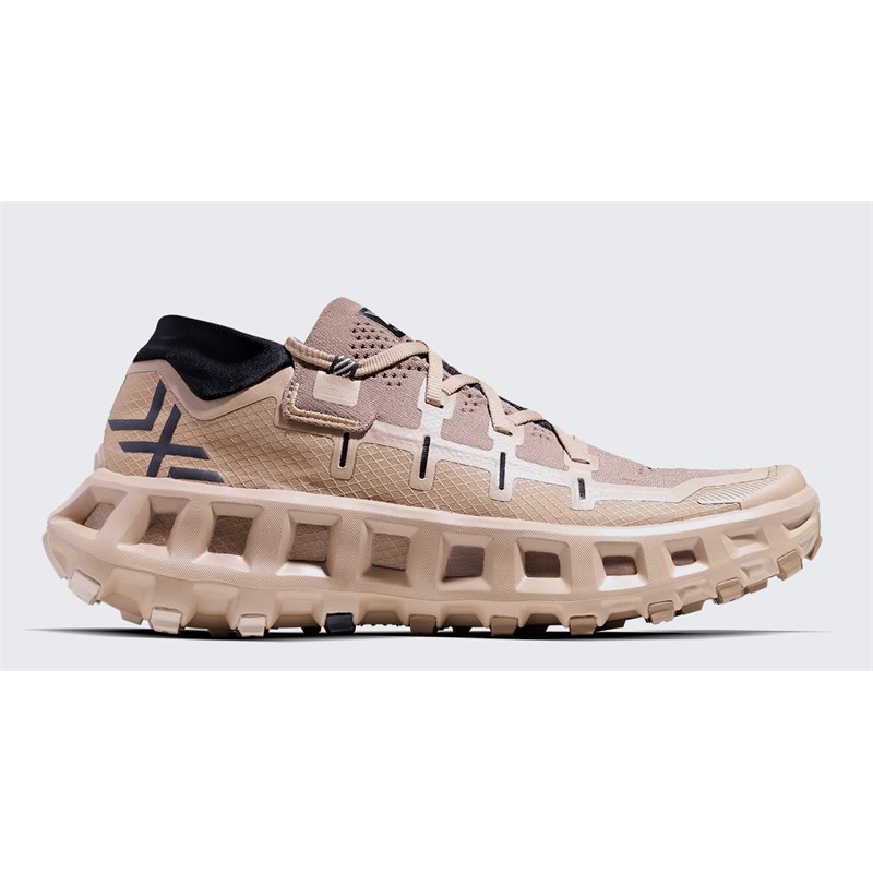 Bež unisex trail tekaške superge X-BIONIC TERRASKIN X01 Sand Dark Sand z Vibram MegaGrip podplatom.