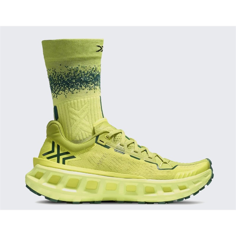 Zeleno-rumene unisex trail superge X-BIONIC TERRASKIN X03 Electric Energy Dark Green z Vibram MegaGrip podplatom