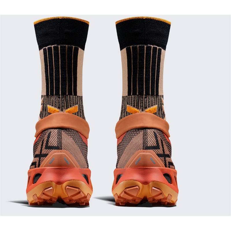 Roza unisex trail tekaški copati X-BIONIC TERRASKIN X02 Dusty Rose Fresh Peach z Vibram MegaGrip podplatom