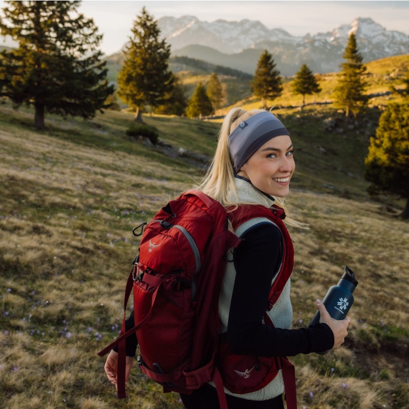 The Dryfit fabric band dries extremely quickly, wicks moisture away, and keeps your head dry. An essential piece of equipment for all seasons.