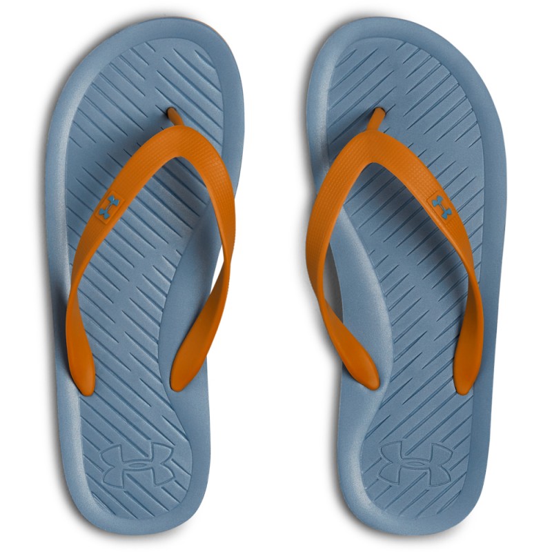 Moški natikači UA ATLANTICDUNE so izdelani iz super mehke pene z dvojno gostoto, ki zagotavlja vašim nogam udobje. Hitro sušeč material pa poskrbi za prijetno uporabo, tudi v najbolj vročih vremenskih pogojih.