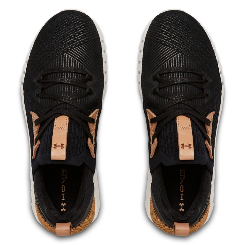 Women's sneakers UA HOVR SLK EVO provide a balance between sport and style. Extremely lightweight, comfortable, and pleasant for everyday use. The knitted material ensures an exceptional fit and breathability.