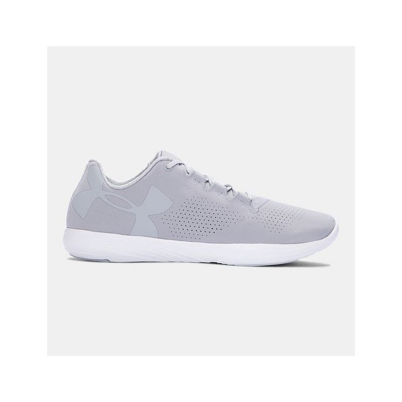 Ženske superge UA STREET PRECISION LOW so primerne za preživljanje prostega časa in za treninge v dvorani.  Lahek, fleksibilen zgornji del z obrisom v obliki elegantnega in športnega občutka. 