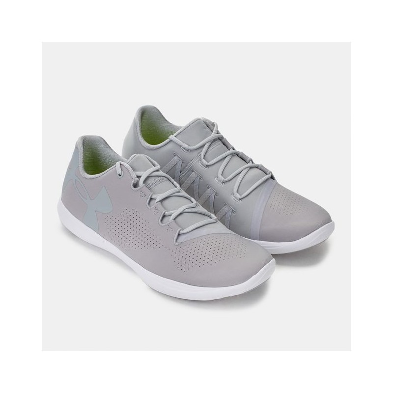 Ženske superge UA STREET PRECISION LOW so primerne za preživljanje prostega časa in za treninge v dvorani.  Lahek, fleksibilen zgornji del z obrisom v obliki elegantnega in športnega občutka. 