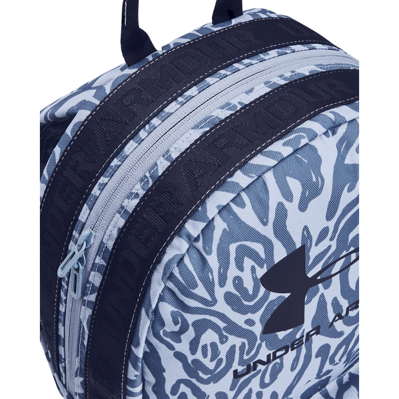 The Under Armour Loudon is a sports backpack for all occasions. You can use it for sports equipment, school supplies, or a laptop and other work items.