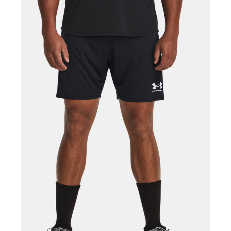 The UNDER ARMOUR MS CH. KNIT 1379507-001 men's shorts in black are made from lightweight knit that dries quickly and effectively wicks away sweat. Mesh side panels provide additional breathability, while the padded elastic waistband features an internal drawstring.