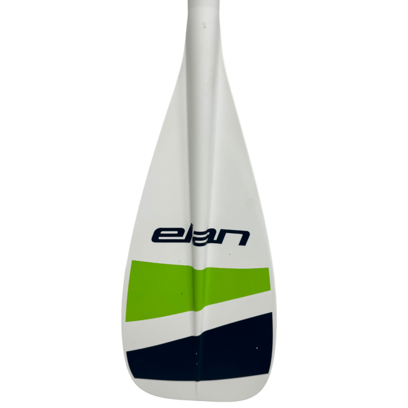 The Elan Sunrise paddle is made from durable aluminum, suitable for both beginners and recreational users. It is composed of three parts and adjustable in length, allowing for perfect adaptation to your height.