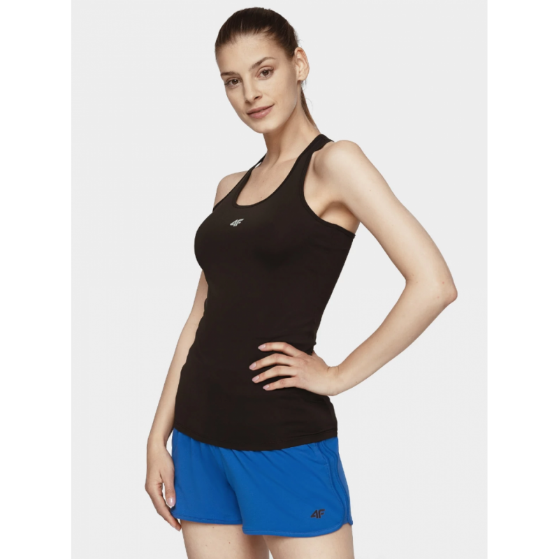 Ženska aktivna majica 4F H4L19-TSDF001 20S zagotavlja odlično udobje med vadbo. Izdelana iz funkcionalnih materialov, ki omogočajo hitro sušenje in učinkovito zračnost, ta majica nudi popolno svobodo gibanja.