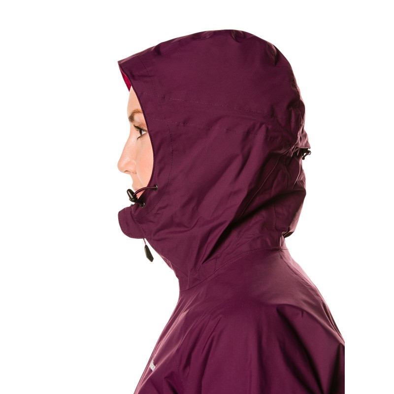 Berghaus Hydroloft ženska jakna je visokokakovostna jakna, ki uporablja tehnologijo Hydroshell za vodoodpornost in zračnost. Podložena je, kar zagotavlja dodatno toploto in udobje.