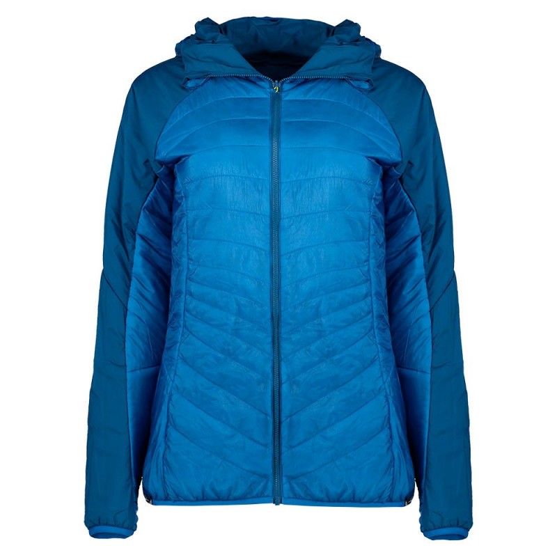 The BERGHAUS REVERSA women's jacket is very lightweight and reversible, especially suitable for those cold days in the mountains when you push the limits of what is possible. This extremely versatile synthetic jacket is ideal for all occasions.