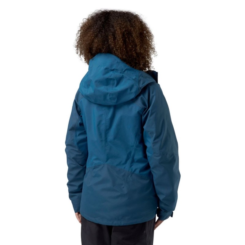 Berghaus Extrem Sumcham je namenjen plezalništvu in pohodništvu. Izdelan iz Hydroshell Elite Pro, s težjo raznolikostjo iste tkanine čez boke in ramena. Na voljo sta dva žepa na notranji strani pri prsih in dva zunanja žepa.