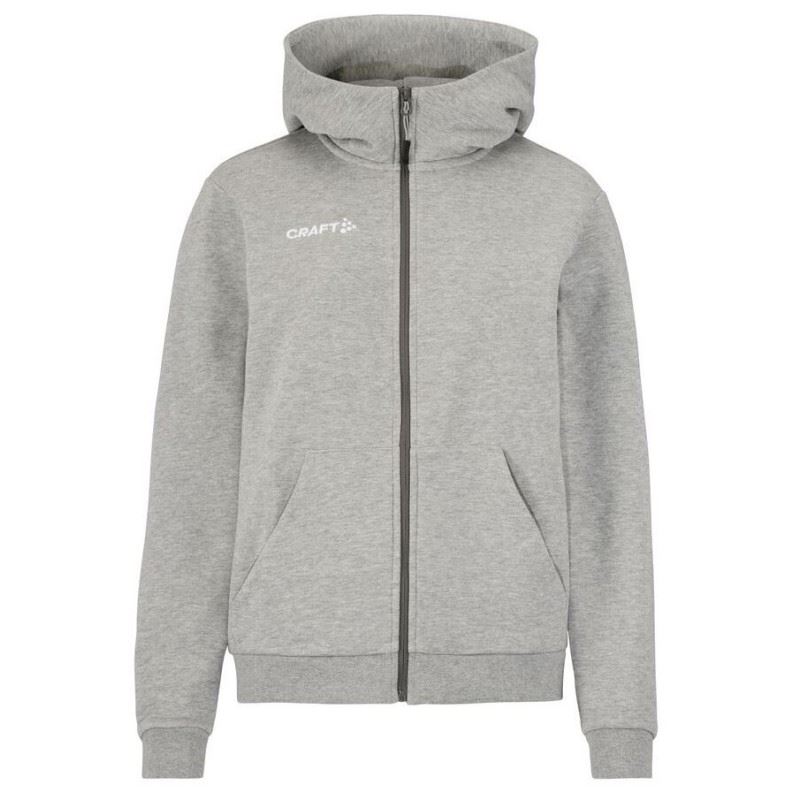 Ženska jopica Craft Community 2.0 FZ Hoodie W je udobna športna jopica z zadrgo po celotni dolžini, izdelana iz mehkega in prijetnega materiala. Omogoča dobro zračnost in svobodo gibanja, zato je odlična izbira za prosti čas, sprehode ali lahke športne aktivnosti. Klasičen in čist dizajn poskrbi za vsestransko uporabnost v vsakdanjih kombinacijah.