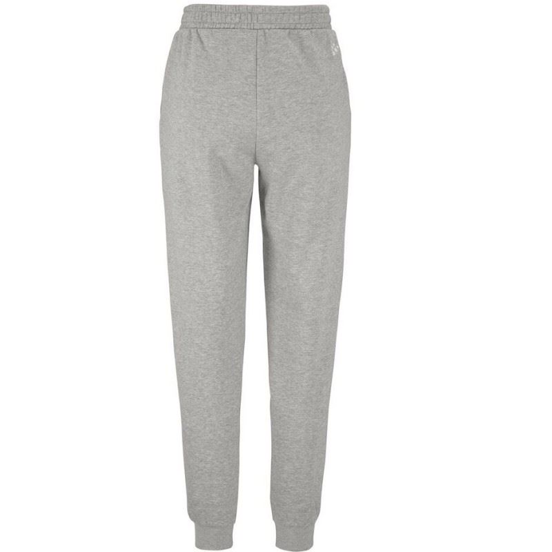 Ženske dolge hlače Craft Community 2.0 Pants W so izjemno mehke, udobne in kakovostne bombažne športne hlače. Primerne so za lažje aktivnosti, kot so sprehodi, družinski izleti in sproščeno preživljanje prostega časa. Njihov udoben kroj zagotavlja prijetno nošenje skozi ves dan.