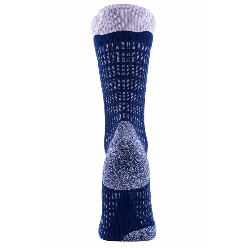 Tople ženske smučarske nogavice SIDAS Merino z 44 % merino volne, anatomsko konstrukcijo ter dodatno zaščito goleni, pete in prstov za celodnevno udobje.