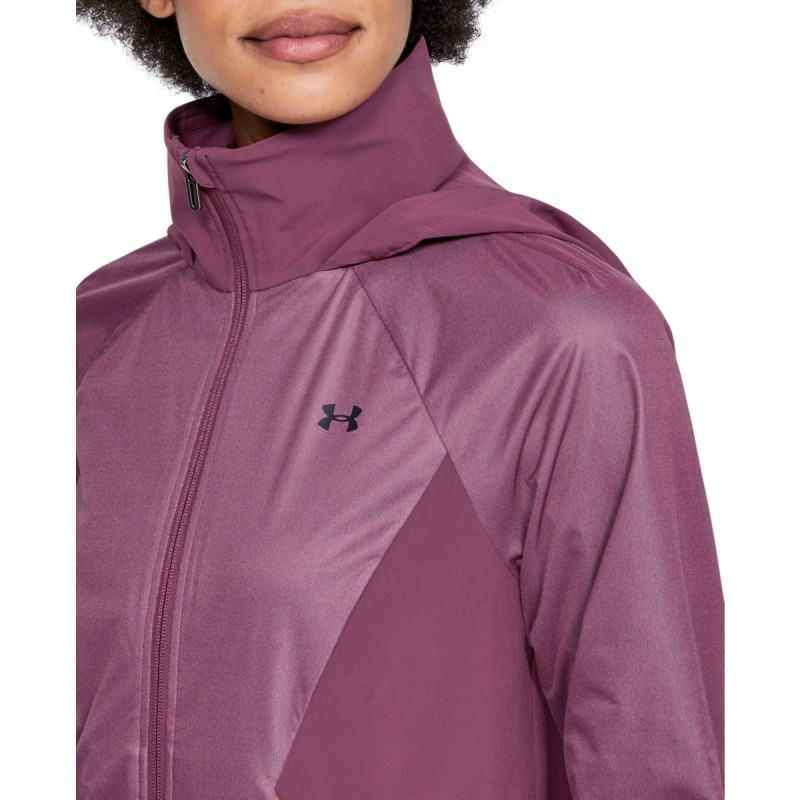 Ženska športna jopa UNDER ARMOUR PERFORMANCE GORE WINDSTOPPER namenjena športnim aktivnostim.