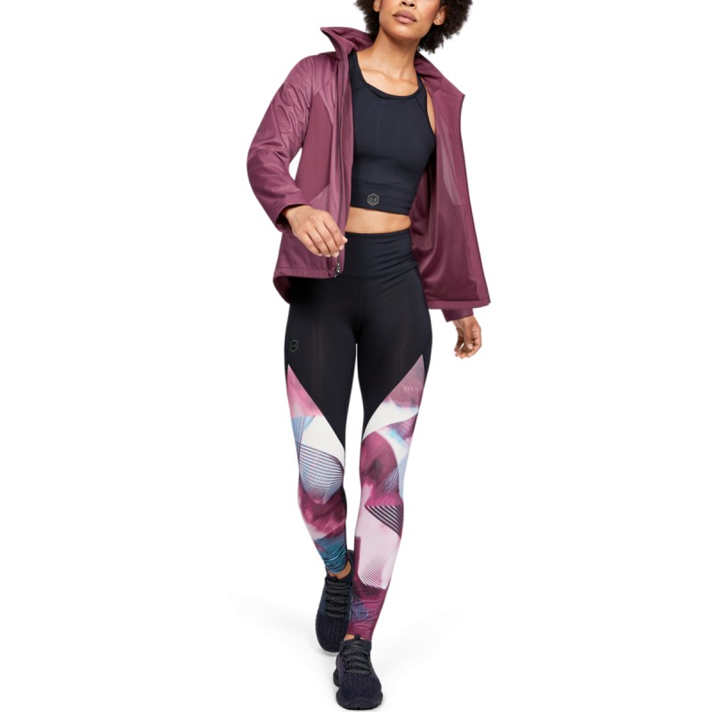 Ženska športna jopa UNDER ARMOUR PERFORMANCE GORE WINDSTOPPER namenjena športnim aktivnostim.