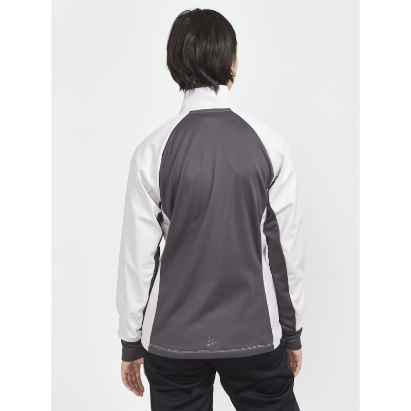 The CRAFT CORE Nordic Training Insulate functional jacket is a versatile jacket primarily designed for cross-country skiing and other intense activities in cold conditions. The jacket features quilted insulation in the front for added warmth,