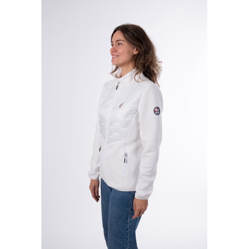 The AULP CELSI women's hybrid jacket in white offers the perfect balance of warmth, comfort, and freedom of movement. Lightweight, with soft fleece and effective insulation – ideal for layering on cold days.