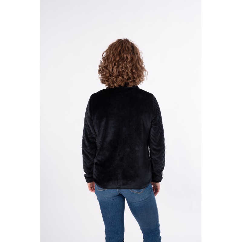 Ženska flis jopica AULP VERIO iz mehkega 100 % poliestra nudi toplino, udobje in zaščito pred vetrom. Idealna za hladne dni ali kot srednji sloj pod jakno.