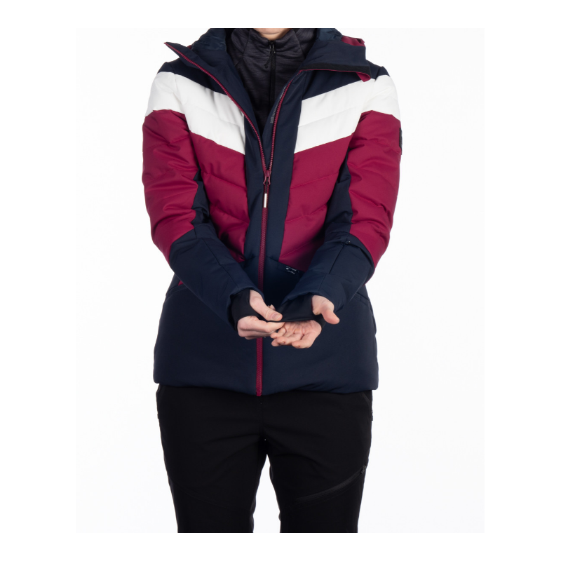 Ženska smučarska jakna NORTHFINDER IDA združuje moderen dizajn, 10K/10K vodoodporno zaščito in toplo sintetično izolacijo. Snežni pas, fiksna 3D kapuca in PFC-free obdelava za popolno udobje na smučišču.