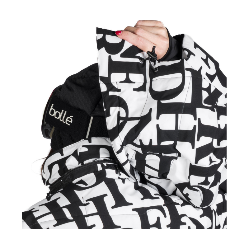 Odkrij žensko smučarsko jakno NORTHFINDER LIZ z 10K/10K membrano, toplo izolacijo in sodobnim dizajnom. Zanesljiva zaščita pred snegom in vetrom za udobno smučanje. Na voljo pri AS Sport Outlet.