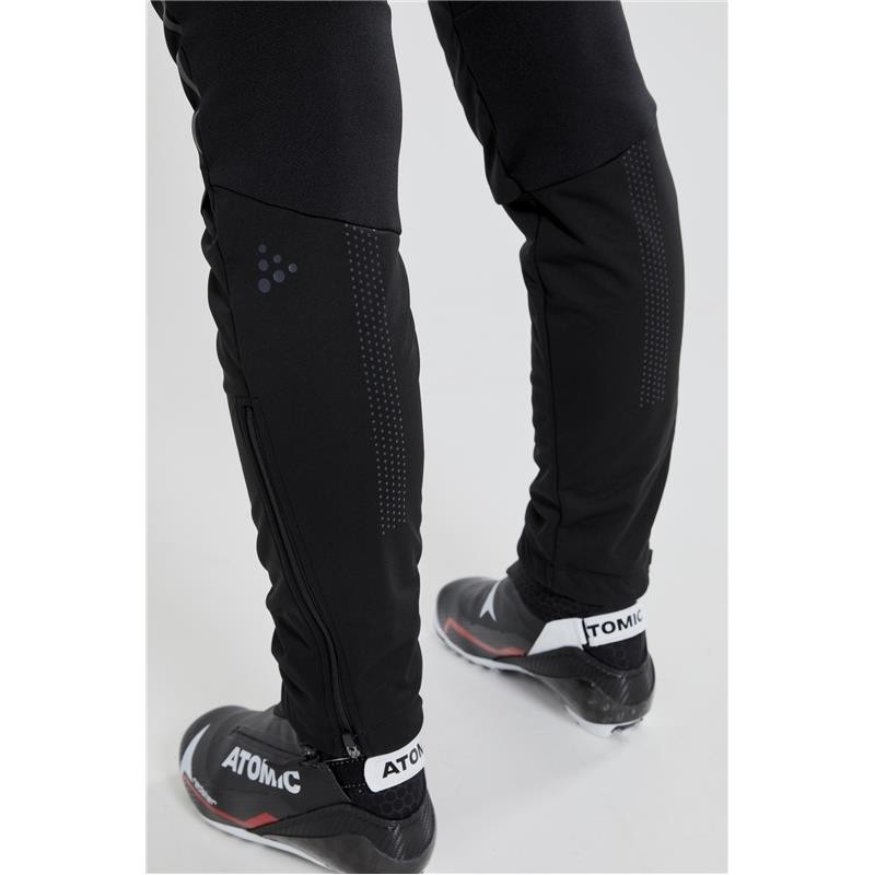 Women's long winter leggings CRAFT ADV NORDIC TRAINING are warm and stretchy leggings designed for cross-country skiers who ski in all conditions and need good protection against cold, wind, and water, while also ensuring optimal moisture transfer outward.