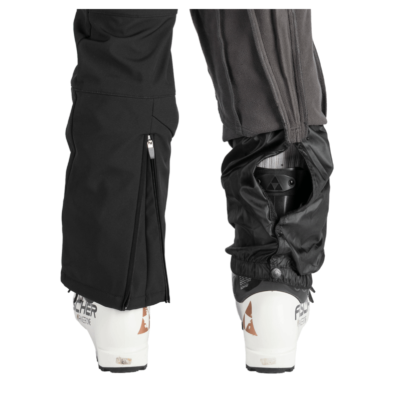 Odkrijte udobne in tople ženske softshell smučarske hlače Northfinder Taya z vodnim stolpcem 10.000 mm, zračnostjo 5.000 g/m²/24 h, notranjimi gamašami in ojačanim spodnjim delom. Idealne zimske hlače za smučanje z odlično zaščito proti vetru in vlagi.