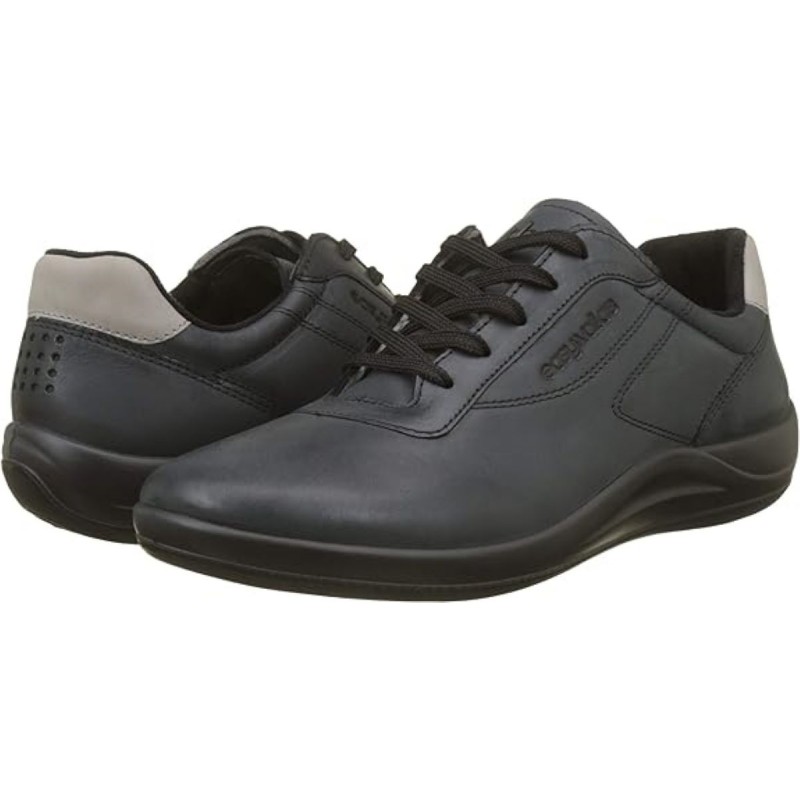 Ženske superge TBS ANYWAY predstavljajo popolno združitev moderne oblike in udobja. Njihova zračna zasnova omogoča udobno in zračno nošenje v vseh situacijah.