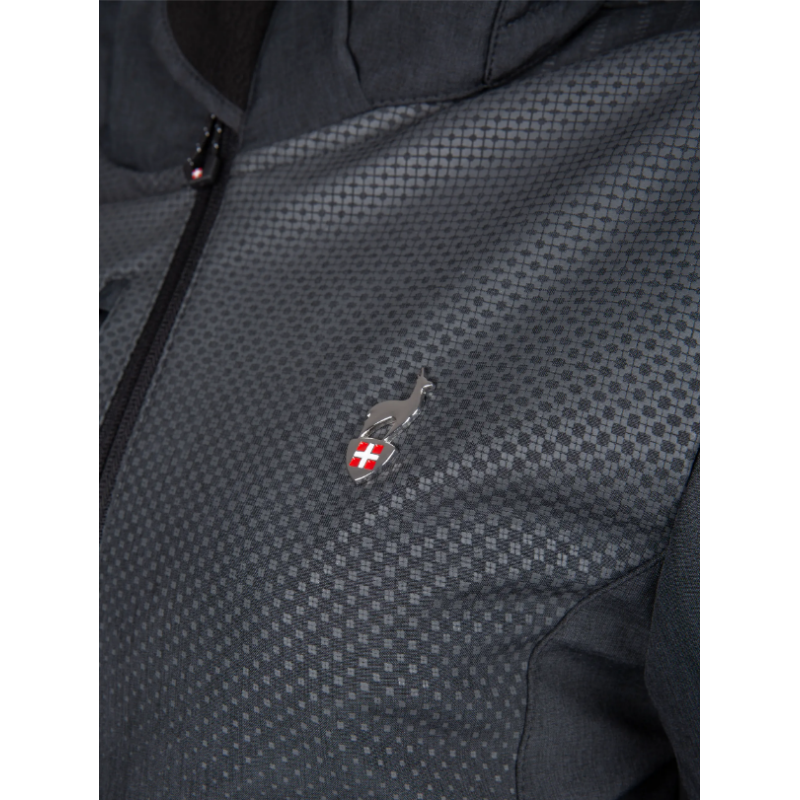 Ženski softshell AULP NELKA v sivi barvi združuje športni slog in funkcionalnost. Raztegljiv material, snemljiva kapuca in Lycra manšete s palčnimi odprtinami zagotavljajo udobje pri vseh outdoor aktivnostih.