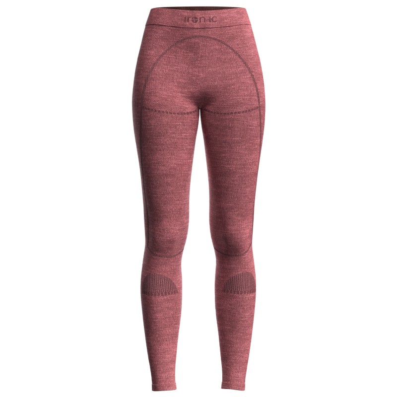 Women's ski base layer IRON-IC IRN MERINO PPLB T 7.1 is a high-quality piece of clothing designed for snow activities and winter conditions. It is made from lightweight, flexible Exyra Light fabric that provides exceptional breathability and comfort.