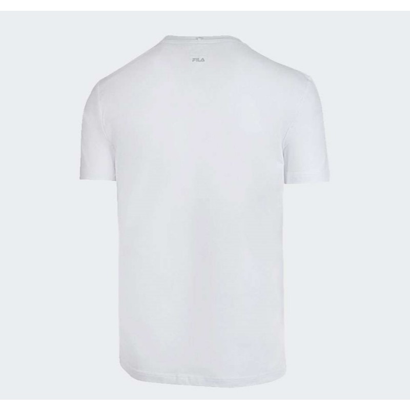 Kratka športna majica FILA RICKI je klasična športna majica z velikim barvnim FILA logotipom na prsih. Majica je narejena iz kombinacije bombaža in elastana in je izredno udobna ter prijetna na otip.