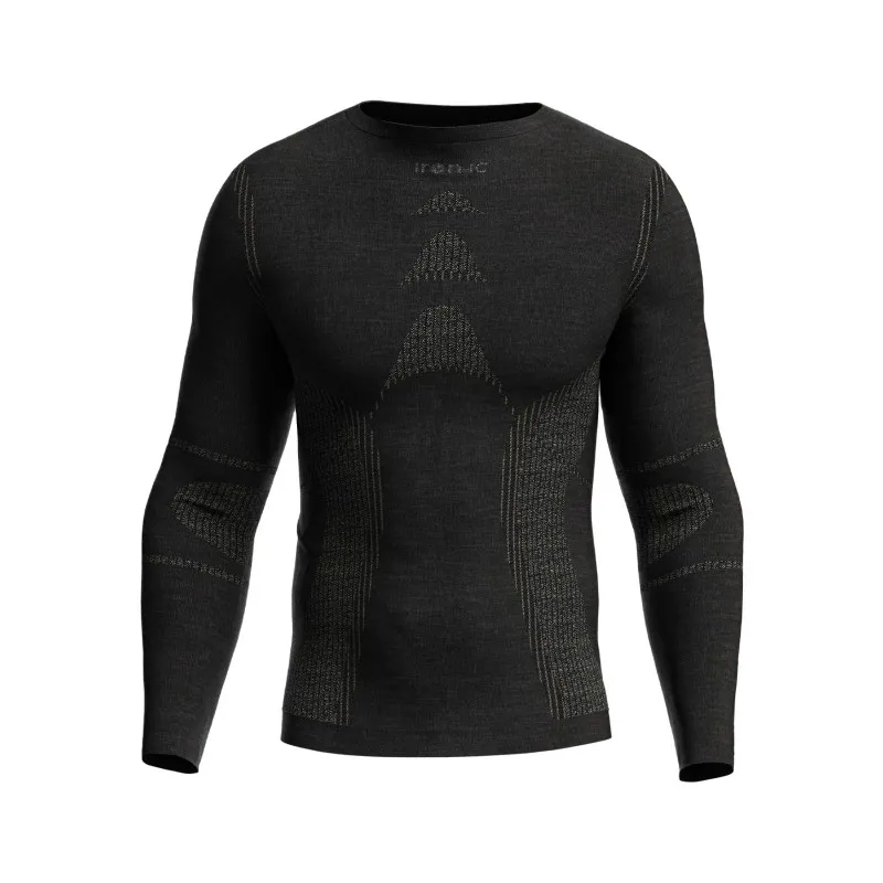 Men's ski base layer IRON-IC T-SHIRT MERINO 7.1 is a high-quality piece of clothing designed for snow activities and winter conditions. It is made from lightweight, flexible Exyra Light fabric that provides exceptional breathability and comfort.