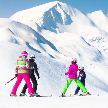 SKIING