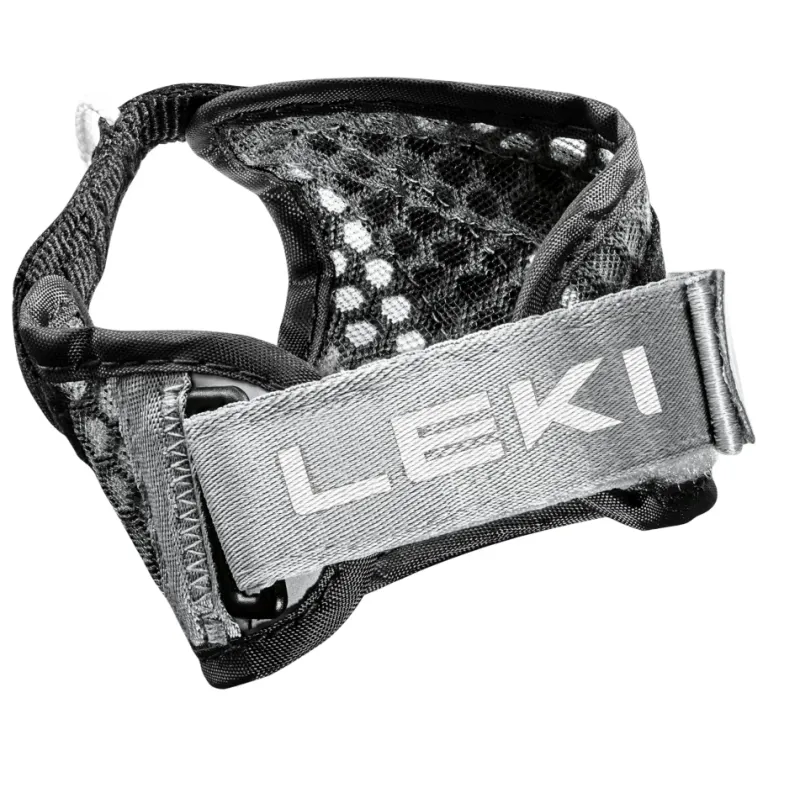 Nastavljivi smučarski paščki LEKI Trigger Frame Strap Mesh z elastičnim oprijemom in Trigger tehnologijo za varno in udobno uporabo palic. Odlični za alpsko smučanje – AS Sport Outlet.