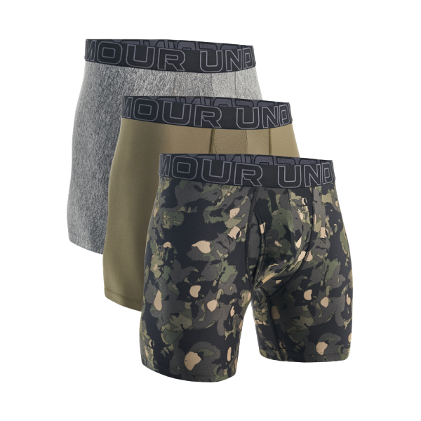 Moške spodnjice Under Armour 3 Pack Perf Tech NOV 6IN ponujajo odlično kombinacijo udobja in zmogljivosti. Izdelane iz hitro sušečega materiala, ki učinkovito odvaja znoj.