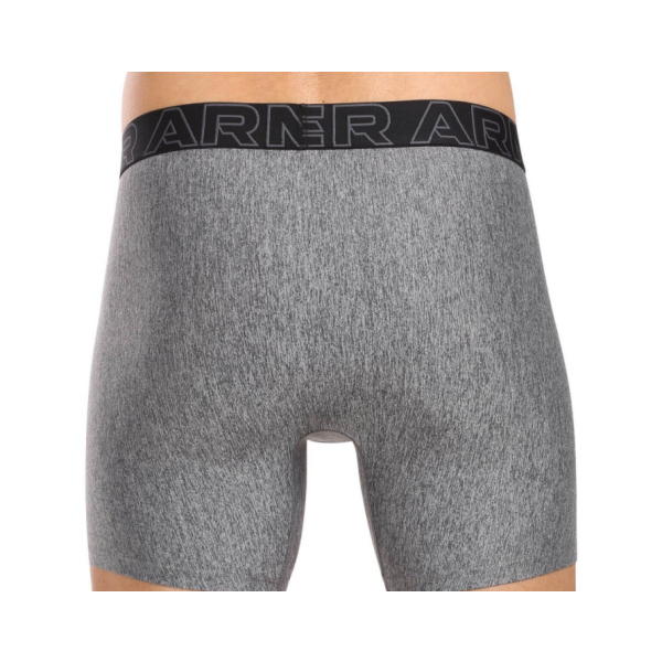 Moške spodnjice UNDER ARMOUR PERF TECH NOV 6IN 1383879-713 so zasnovane iz izjemno mehke in zračne tkanine. Brez stranskih in zadnjih šivov nudijo popolno udobje, medtem ko 4-smerna raztezna konstrukcija zagotavlja prosto gibanje.