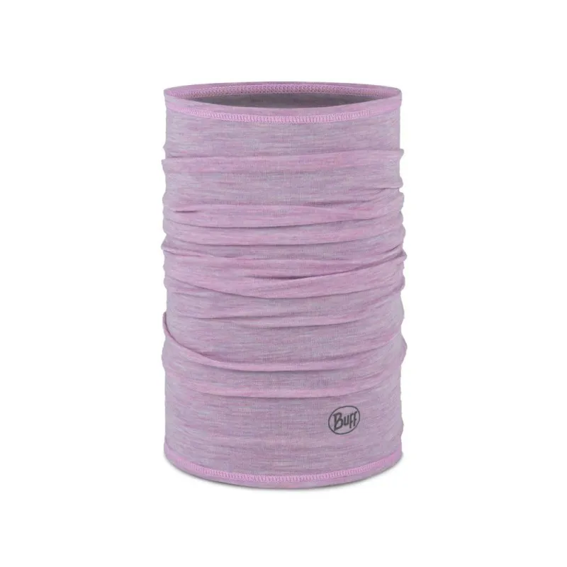 Otkrijte lagànu i višenamjensku BUFF® Merino Lightweight Solid Pansy cijev od 100% prirodne merino vune. Idealna za planinarenje, trčanje, skijanje i penjanje, održava tjelesnu temperaturu, prirodno sprječava neugodne mirise i nudi izvanrednu mekoću.