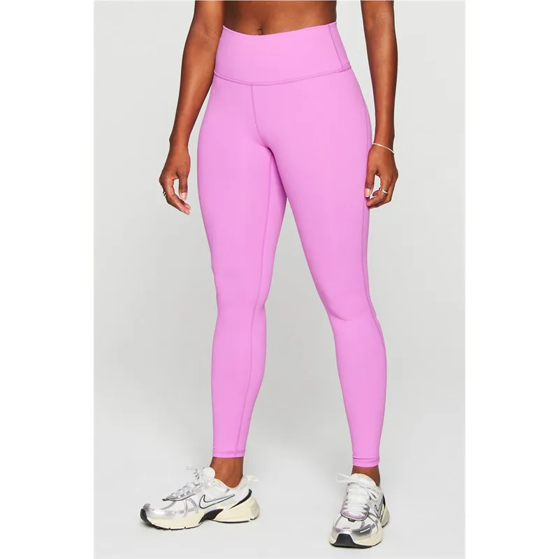 FABLETICS Define High-Waisted Legging so ženske pajkice z visokim pasom iz PowerHold tkanine. Nudijo podporo, kompresijo in udobje za šport ter prosti čas.