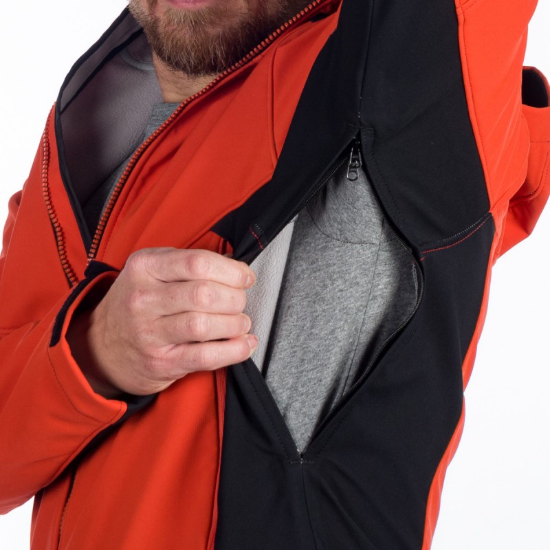 Moška softshell jakna NORTHFINDER MORRIS je outdoor jakna za vse avanture na prostem. Ta jakna je narejena iz visoko zmogljivega 3-slojnega softshell-a s parametri 10.000 mm H₂O / 10.000 g/m²/24h, ki zagotavlja popolno zaščito pred vremenskimi vplivi.