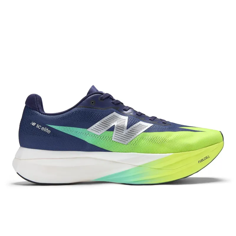Moške tekaške superge New Balance SC Elite, ultralahki tekmovalni copati s karbonsko ploščo in vrhunskim blaženjem za hitre teke in maratone.