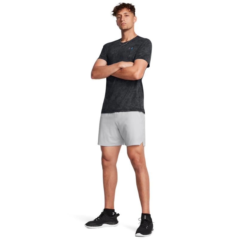 
Moška športna majica Under Armour Vanish Elite Vent PRTD SS je zasnovana za optimalno udobje med aktivnostmi. Izdelana iz lahkega, hitro sušečega materiala, ki učinkovito odvaja znoj.