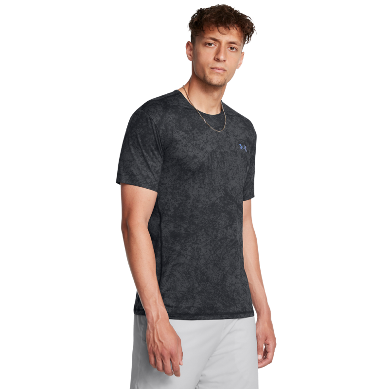 
Moška športna majica Under Armour Vanish Elite Vent PRTD SS je zasnovana za optimalno udobje med aktivnostmi. Izdelana iz lahkega, hitro sušečega materiala, ki učinkovito odvaja znoj.